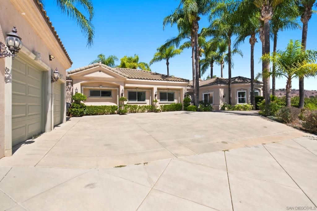 28560 Via Santa Rosa Property Photo 46
