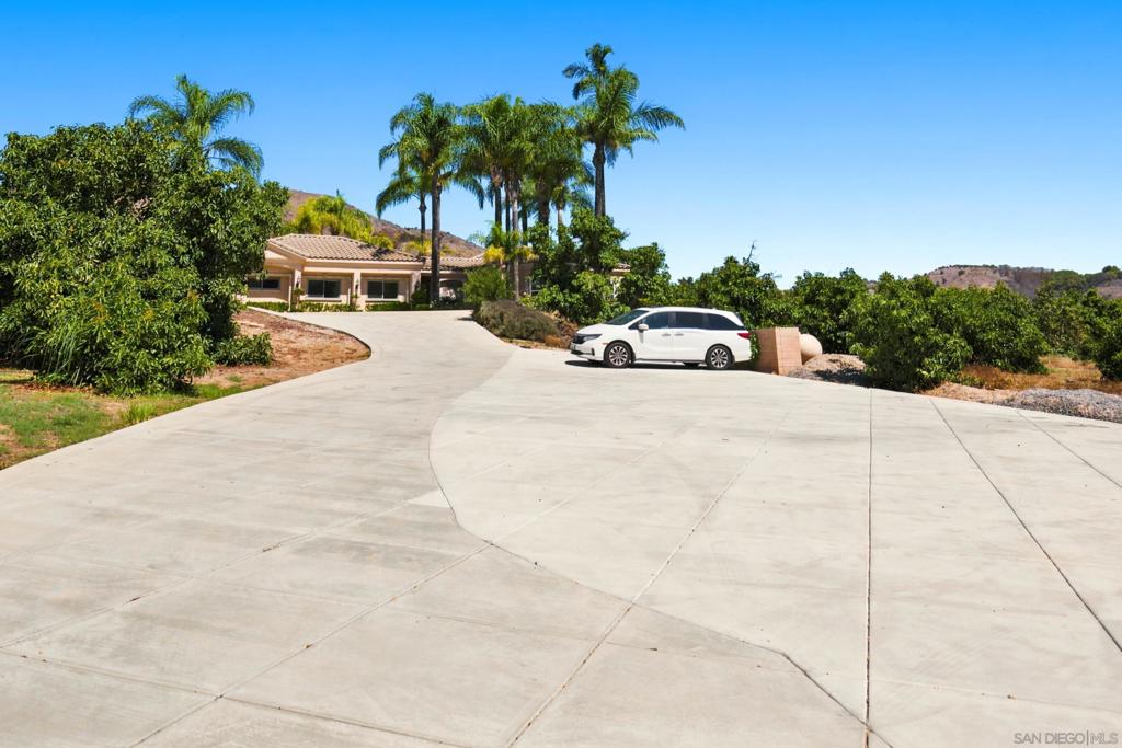 28560 Via Santa Rosa Property Photo 48