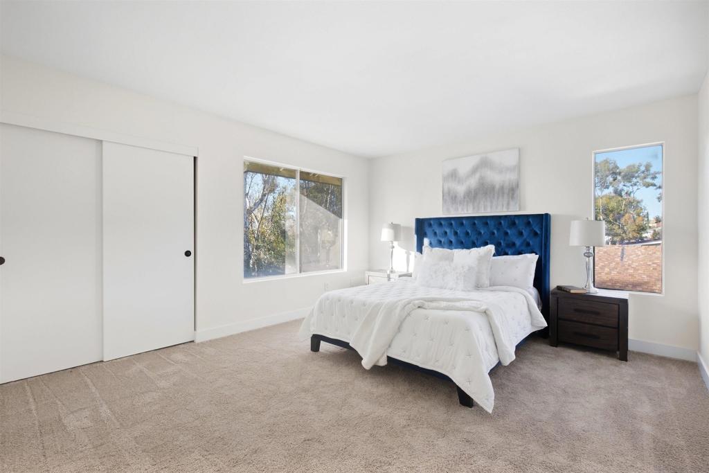 864 Angelus Property Photo 10