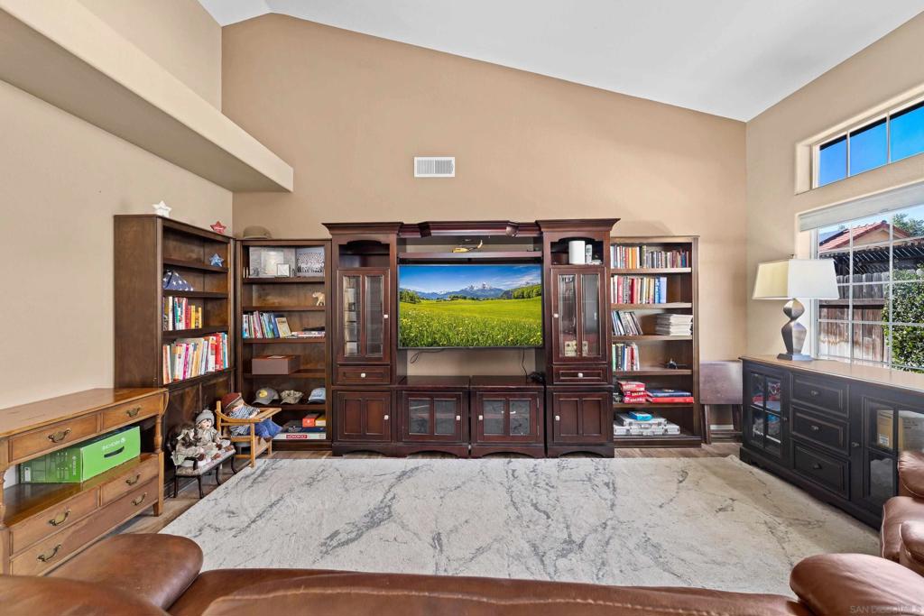 12693 Shayann Lane Property Photo 4