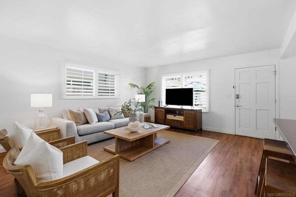 723 725 Balboa Property Photo 5