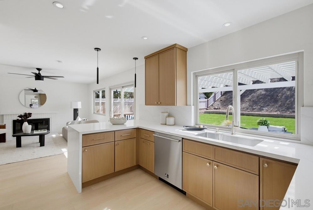 13936 Barrymore Property Photo 10