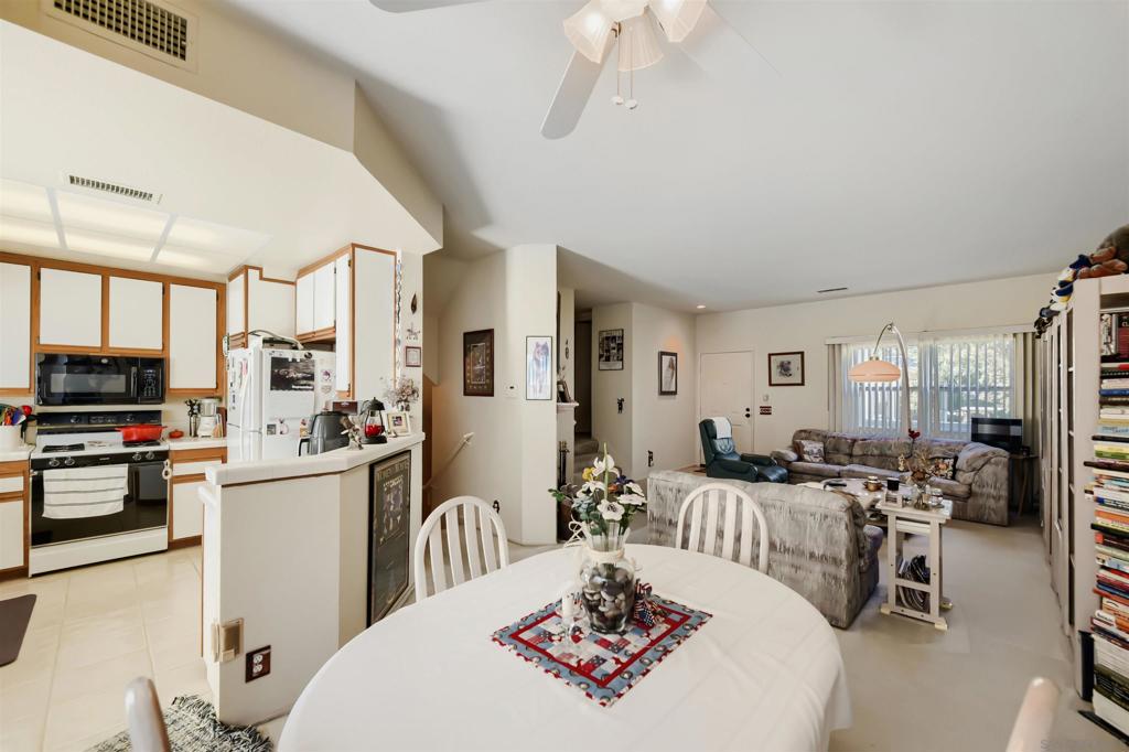 10070 Scripps Vista Way 17 Property Photo 12