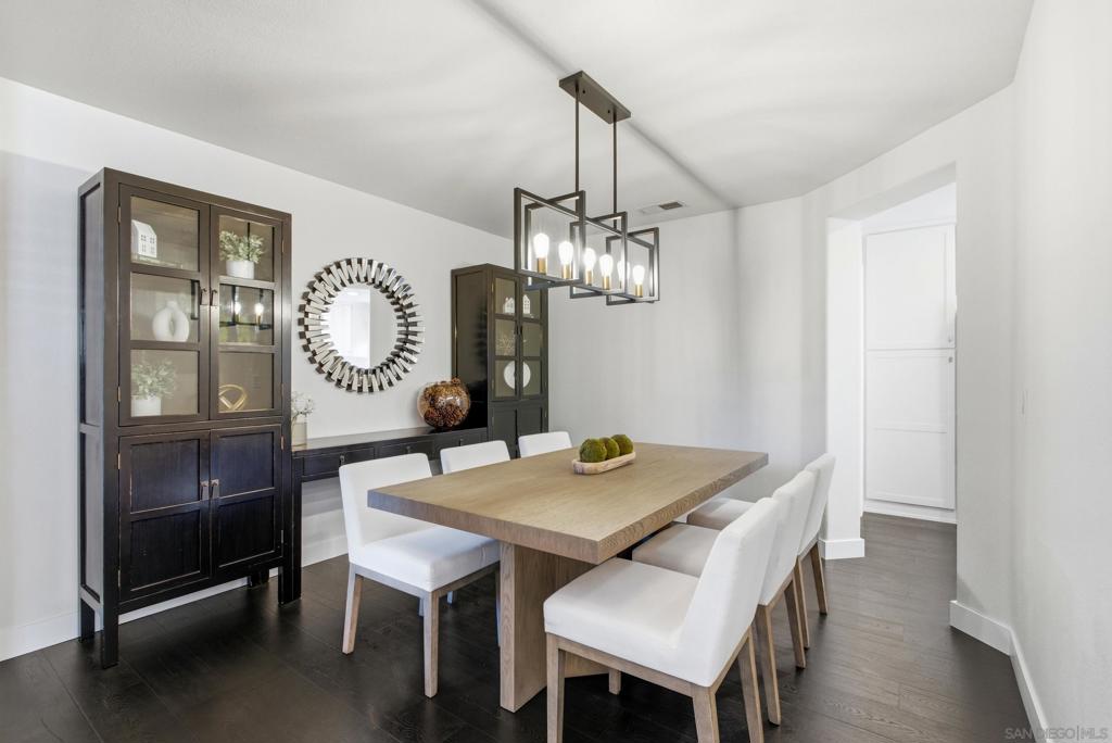 2242 Sun Valley Property Photo 15