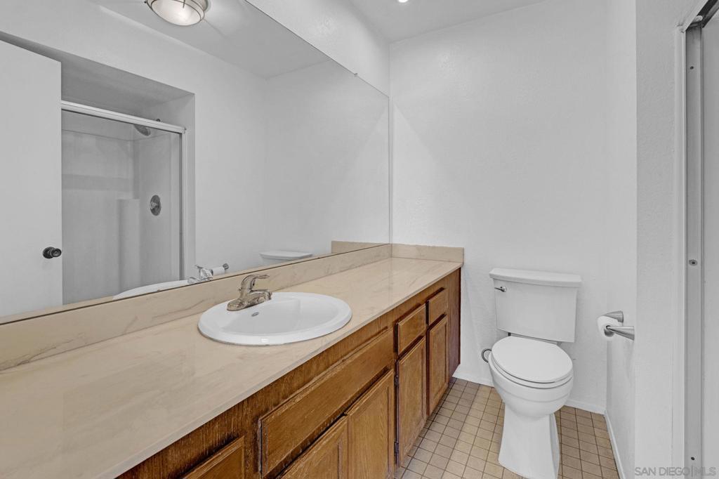 4262 Parks Ave 205 Property Photo 6