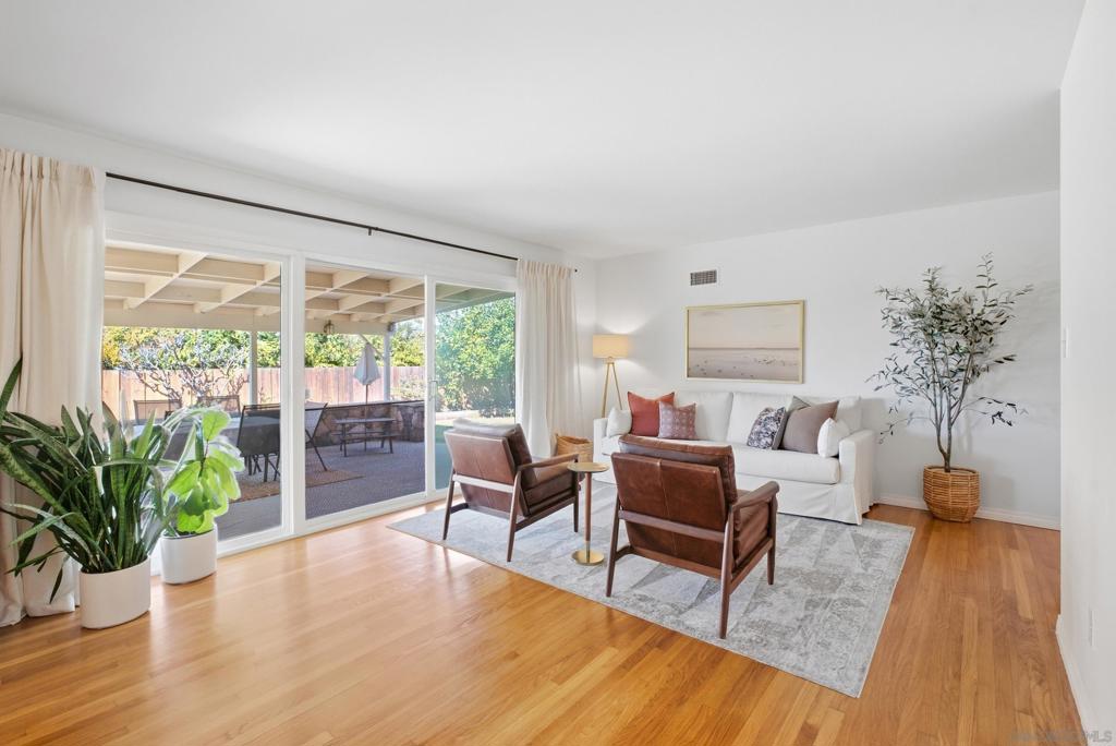 6832 Cartwright Property Photo 6