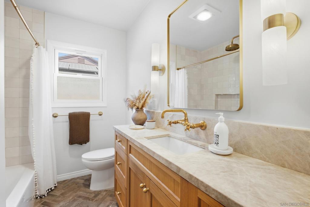 6832 Cartwright Property Photo 13