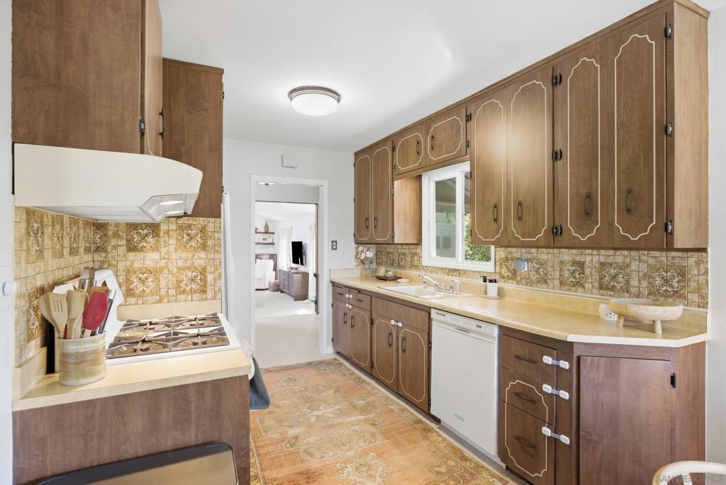 6832 Cartwright Property Photo 24