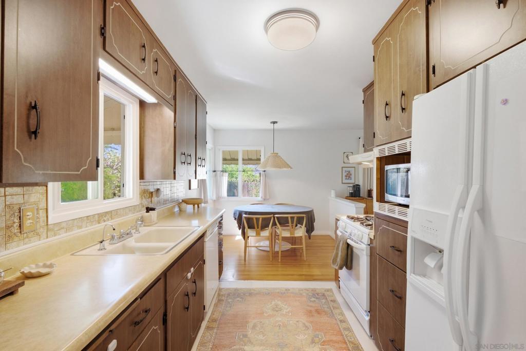 6832 Cartwright Property Photo 25