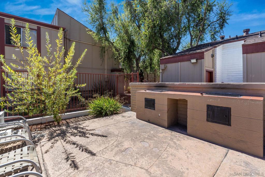 5422 Adobe Falls Rd 12 Property Photo 41
