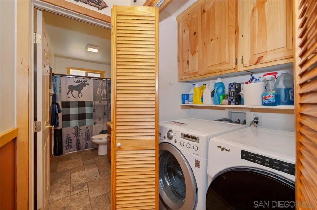 1155 Willow Lane Property Photo 16