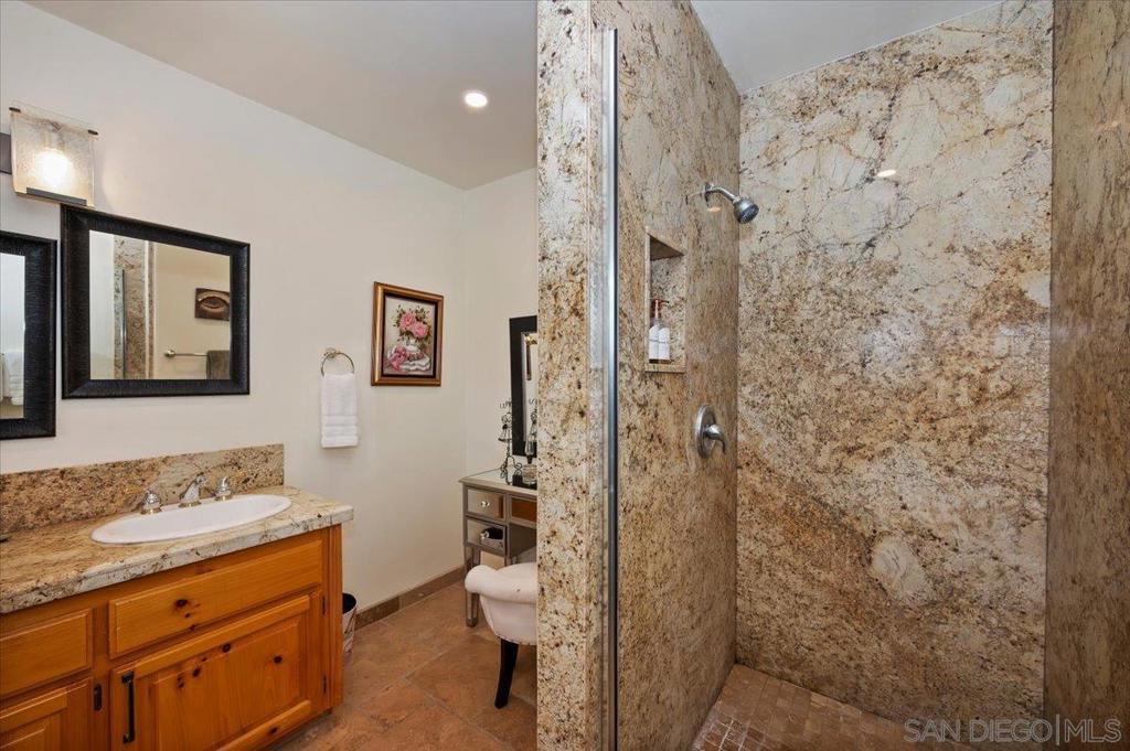 1155 Willow Lane Property Photo 20
