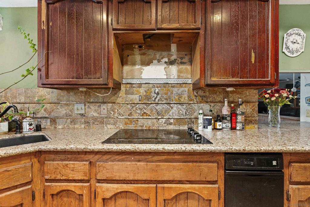 3950 Hellers Bend Property Photo 2