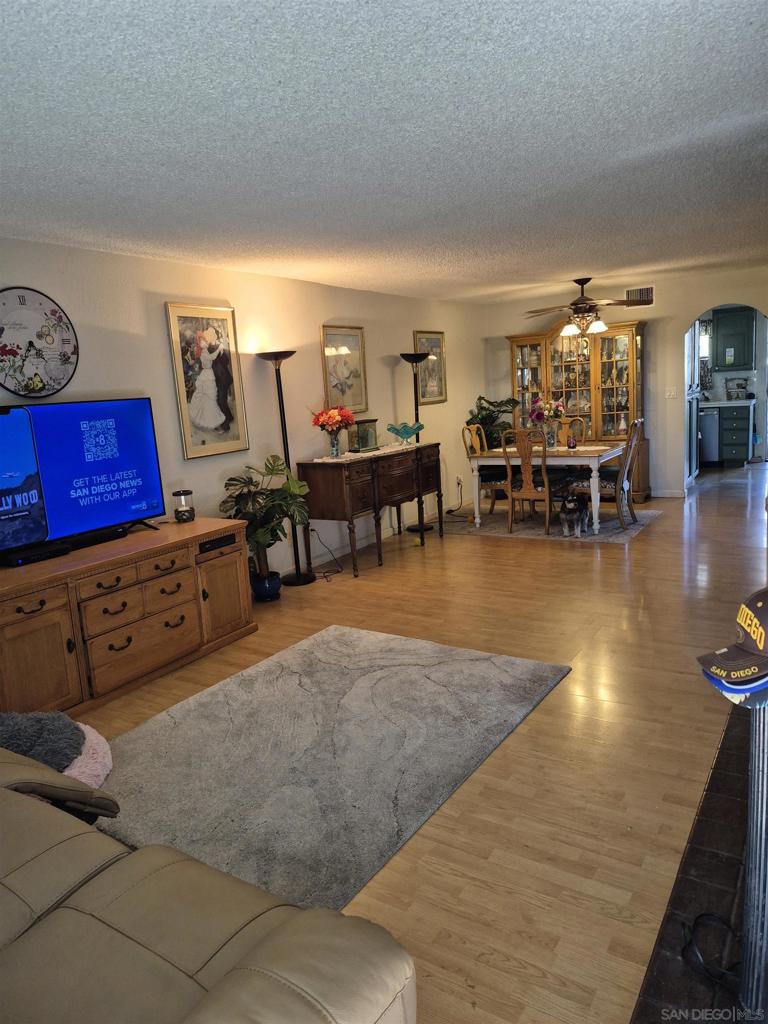 990 E Main E Property Photo 1