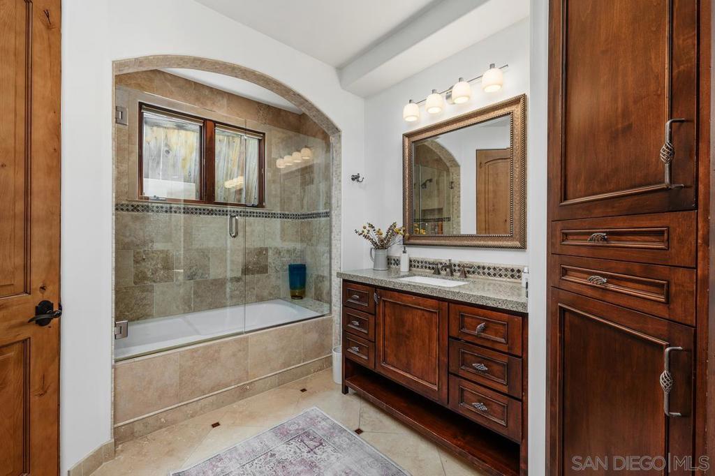 2171 Del Mar Heights Rd Property Photo 15