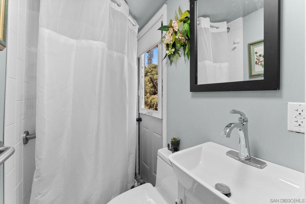 10111 Cliffwood Dr Property Photo 31