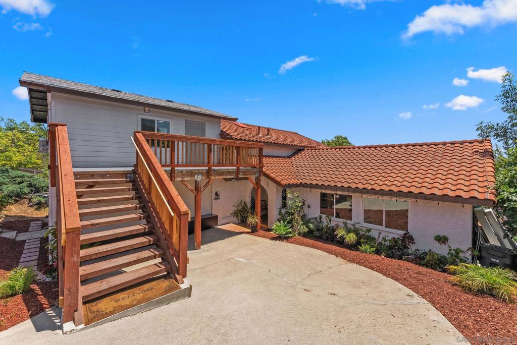 10111 Cliffwood Dr Property Photo 32