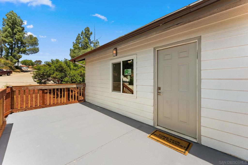 10111 Cliffwood Dr Property Photo 34