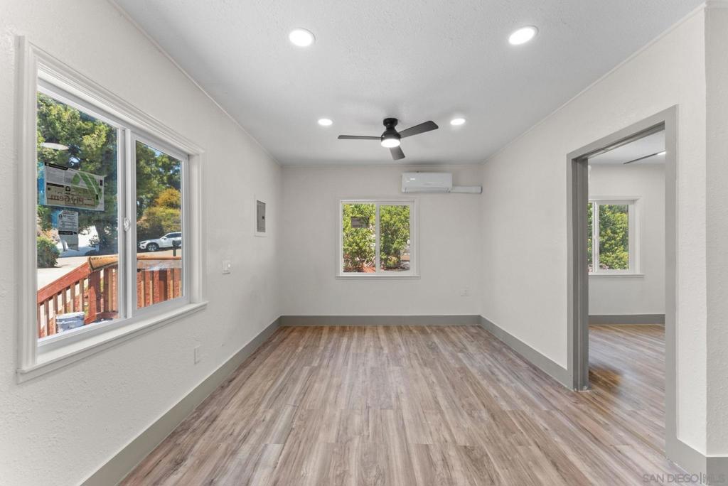 10111 Cliffwood Dr Property Photo 36