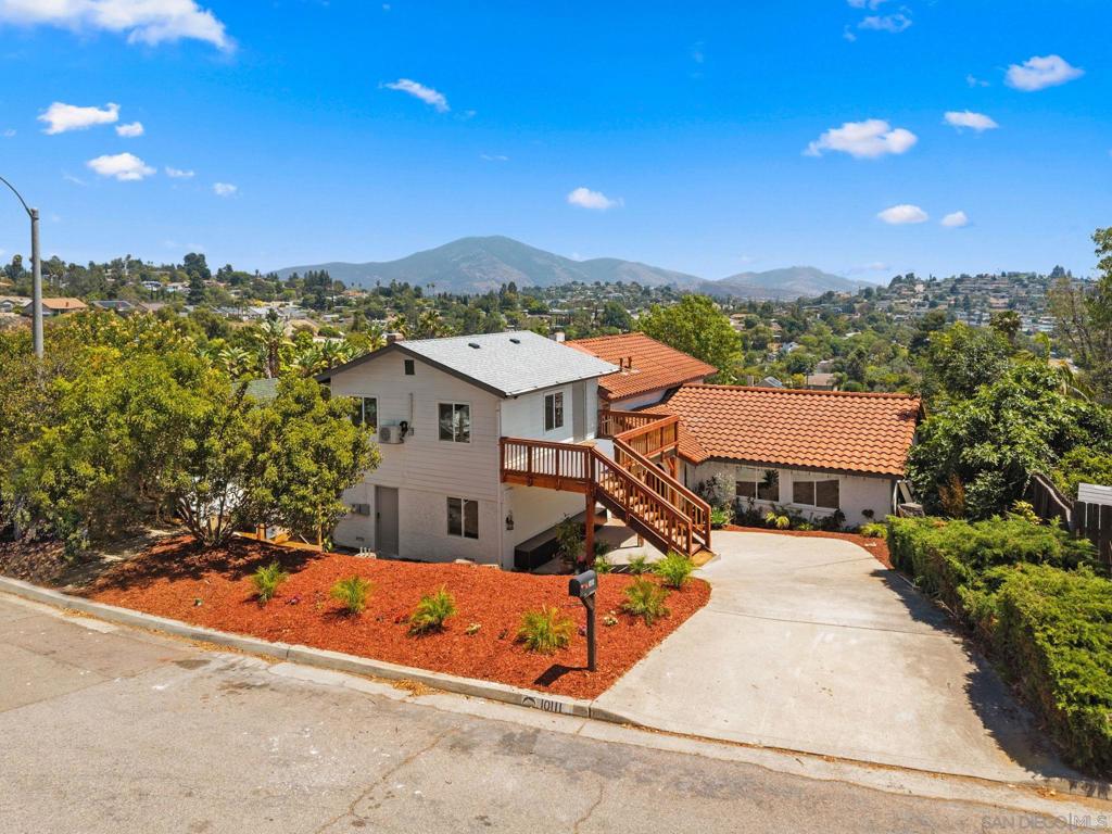 10111 Cliffwood Dr Property Photo 40