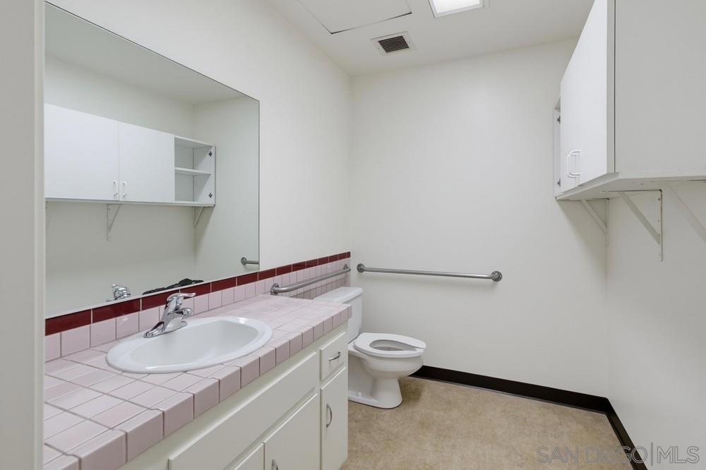 3569 Fifth Avenue Property Photo 43