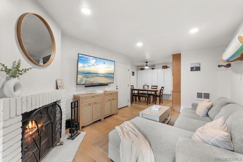 1660 S El Camino Real G106 Property Photo 2