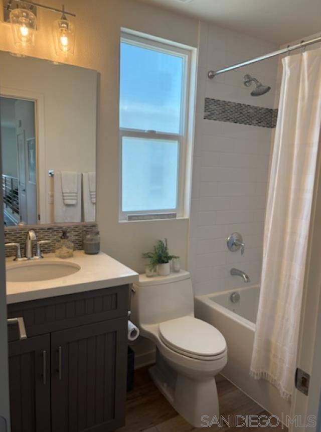 2675 Roosevelt St Property Photo 12