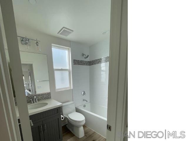 2675 Roosevelt St Property Photo 43