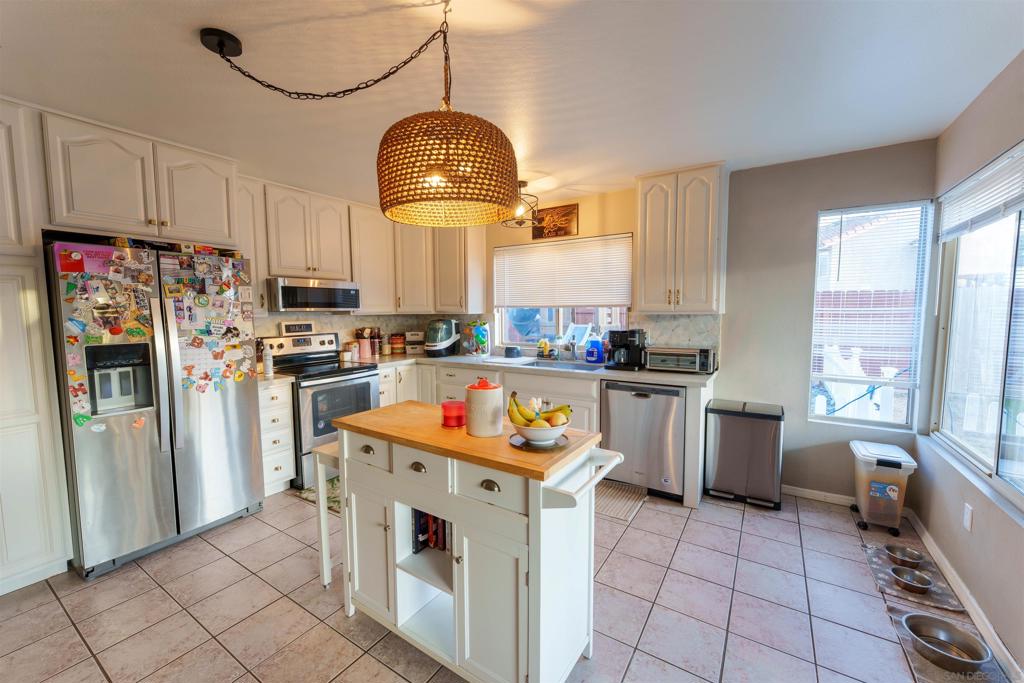 1527 Triton Pl Property Photo 9