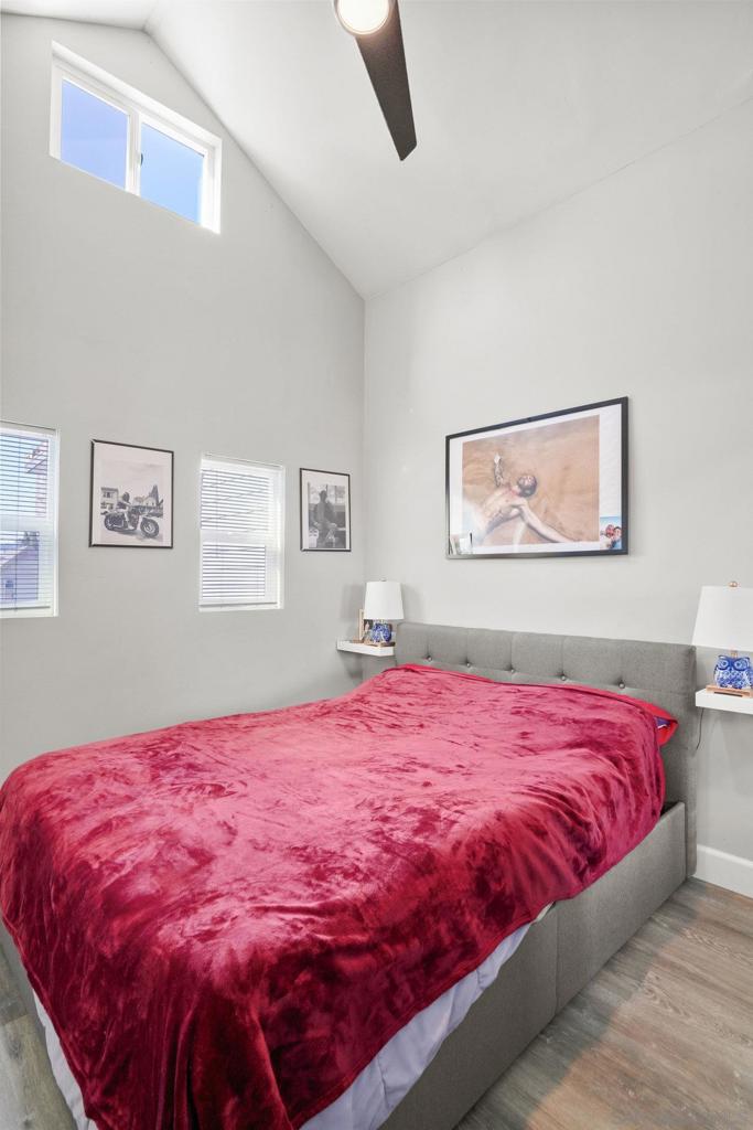 931 21st Property Photo 10
