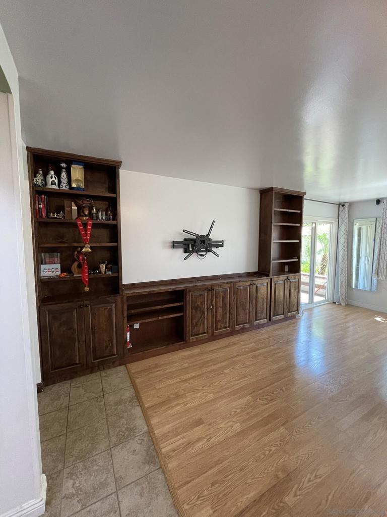 260023635SD Property Photo 2