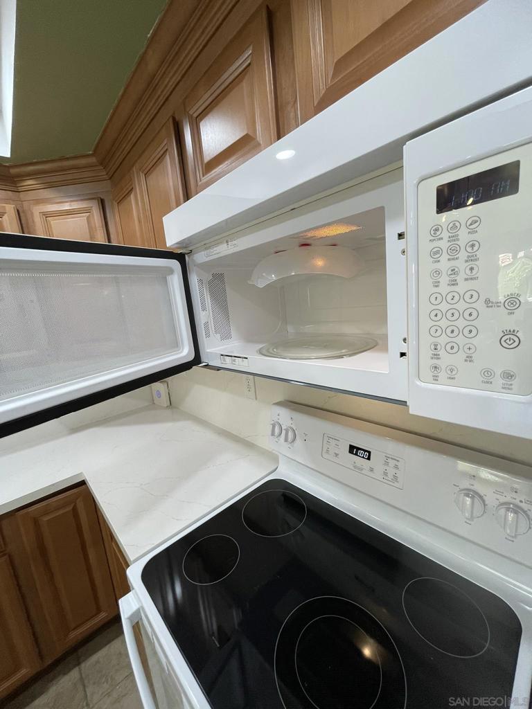 260023635SD Property Photo 12