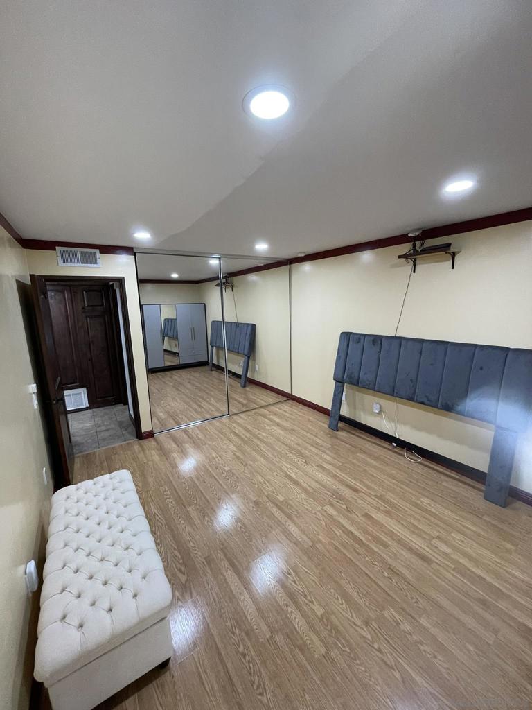 260023635SD Property Photo 17