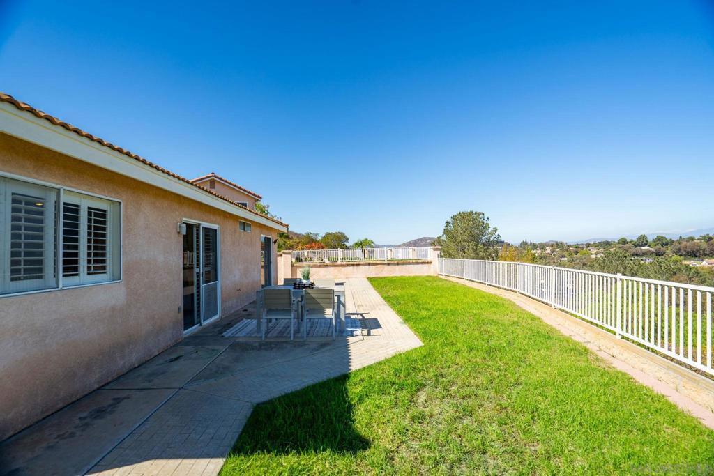 15691 Corte Raposo Property Photo 37