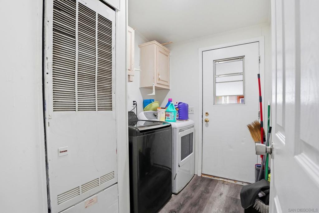 6460 Convoy Court Spc 150 Property Photo 5