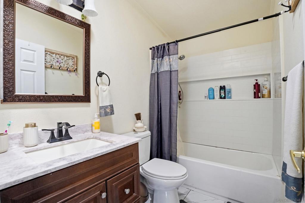 6460 Convoy Court Spc 150 Property Photo 19