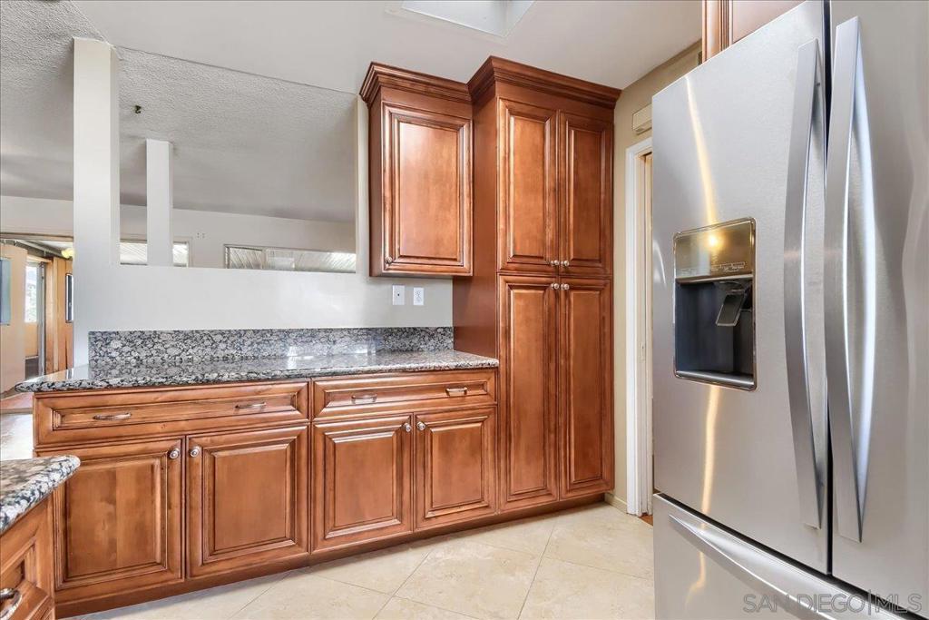 1809 W. Harriet Lane Property Photo 12