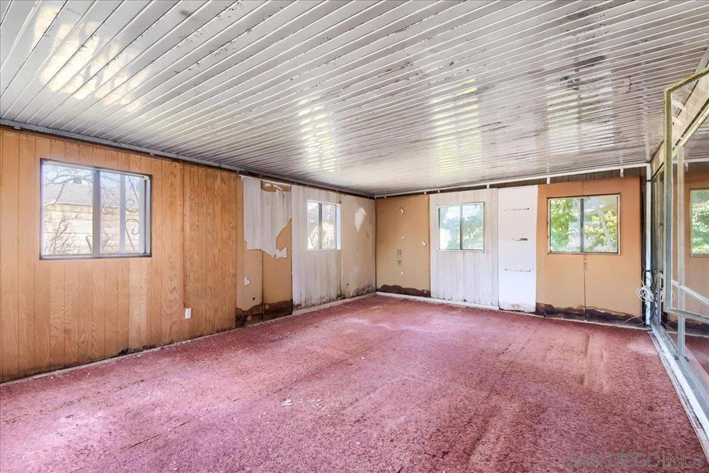 1809 W. Harriet Lane Property Photo 22