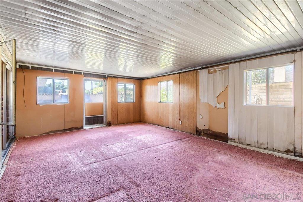 1809 W. Harriet Lane Property Photo 24