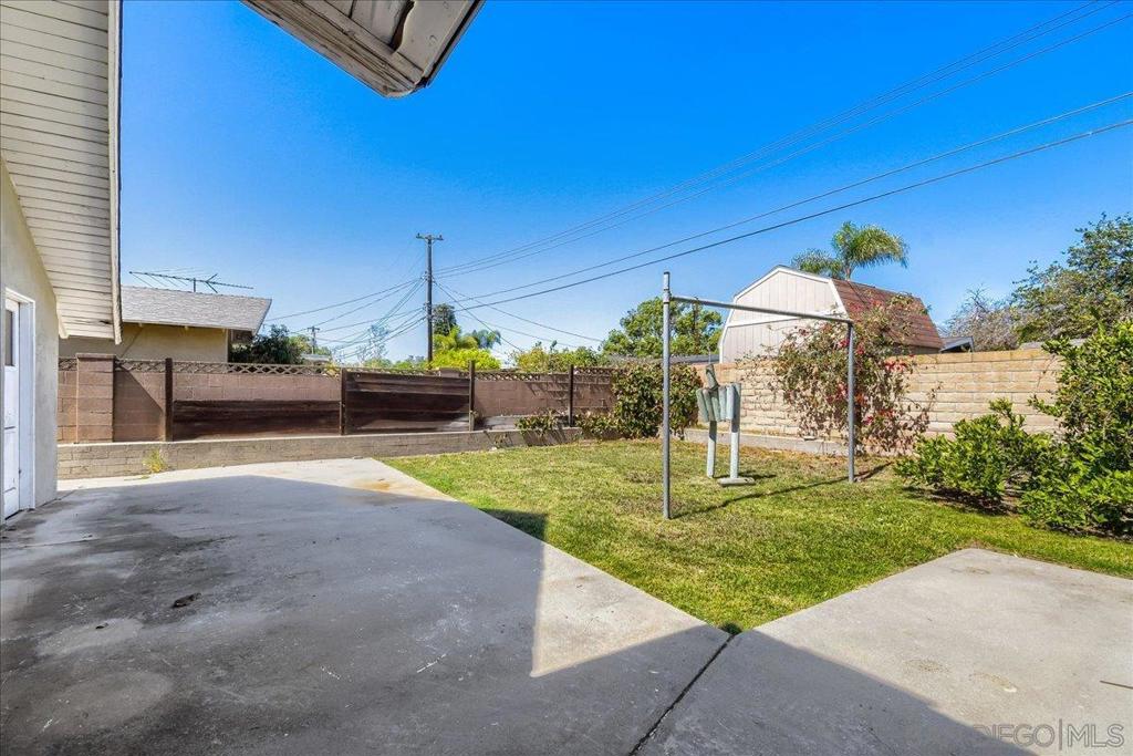 1809 W. Harriet Lane Property Photo 25