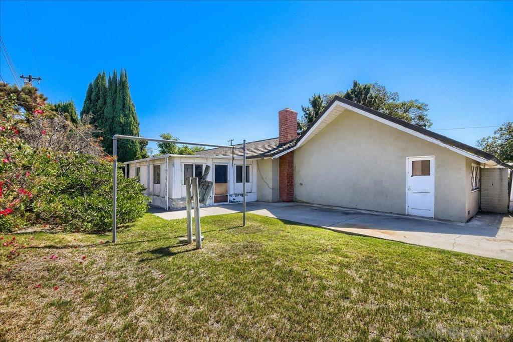 1809 W. Harriet Lane Property Photo 27