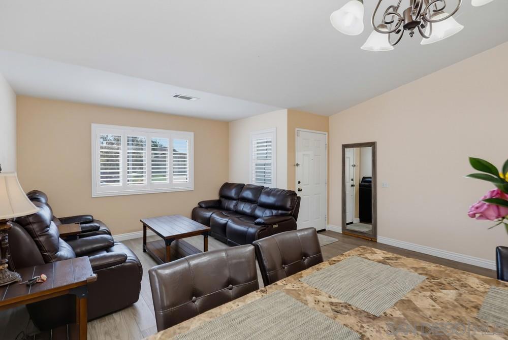 2420 Linda Property Photo 8