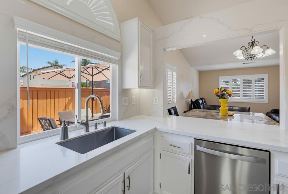 2420 Linda Property Photo 17