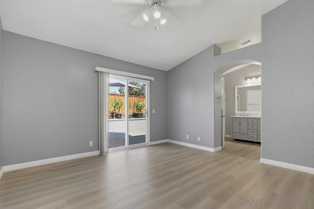 2420 Linda Property Photo 27