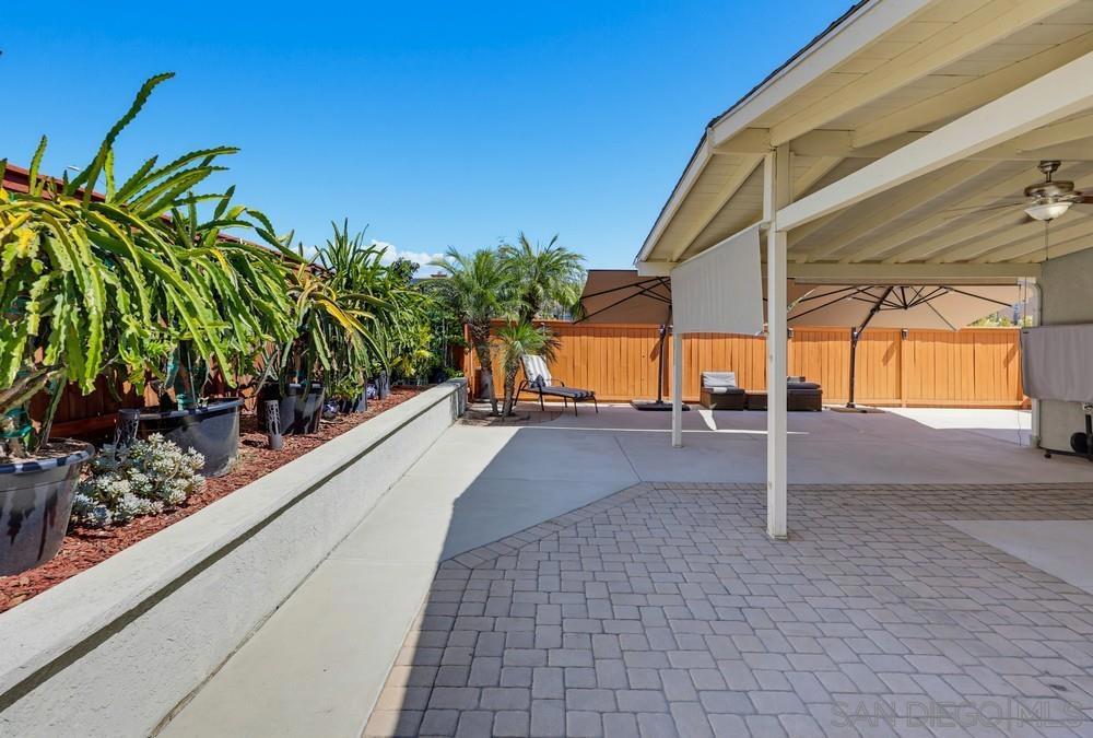 2420 Linda Property Photo 33