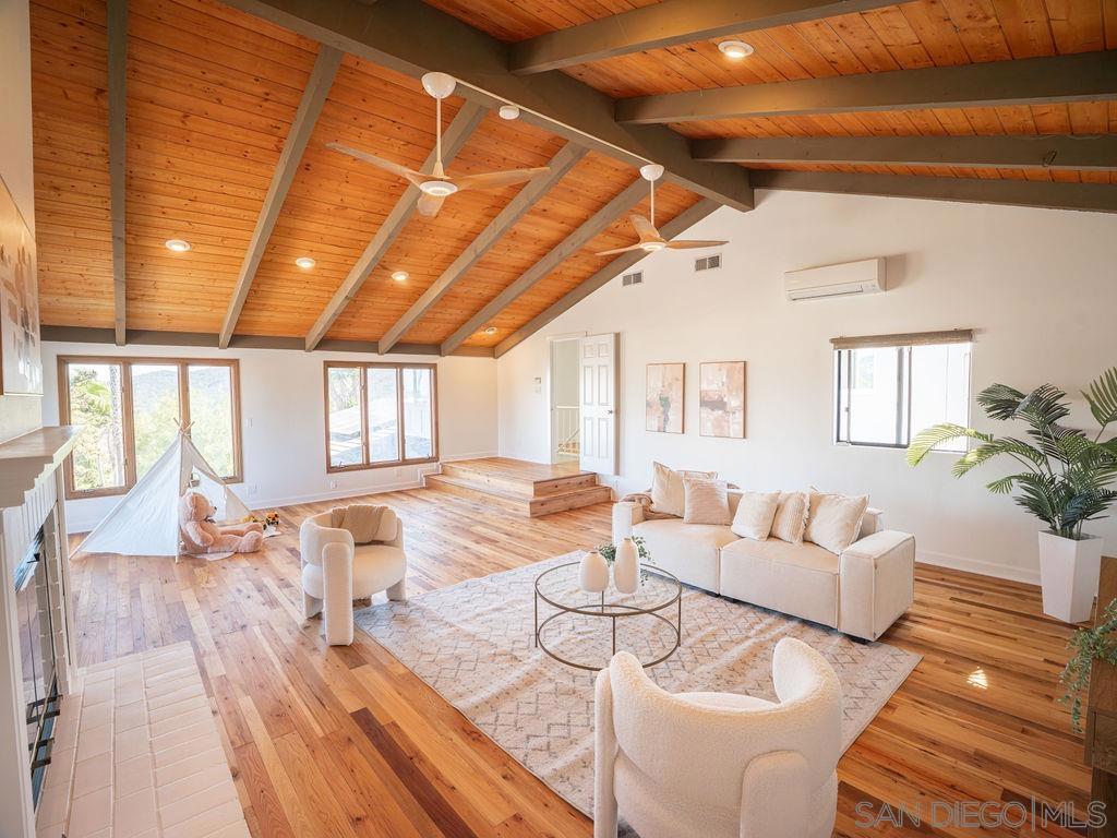 5596 Bloch St Property Photo 14