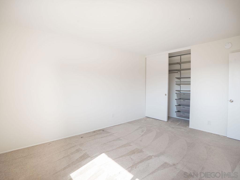 5596 Bloch St Property Photo 23