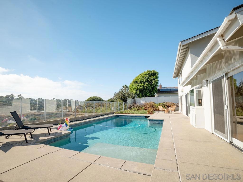 5596 Bloch St Property Photo 24
