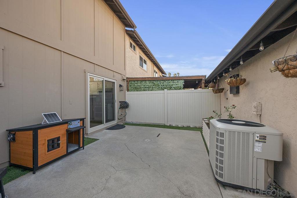 3716 Fairlindo Way Property Photo 31