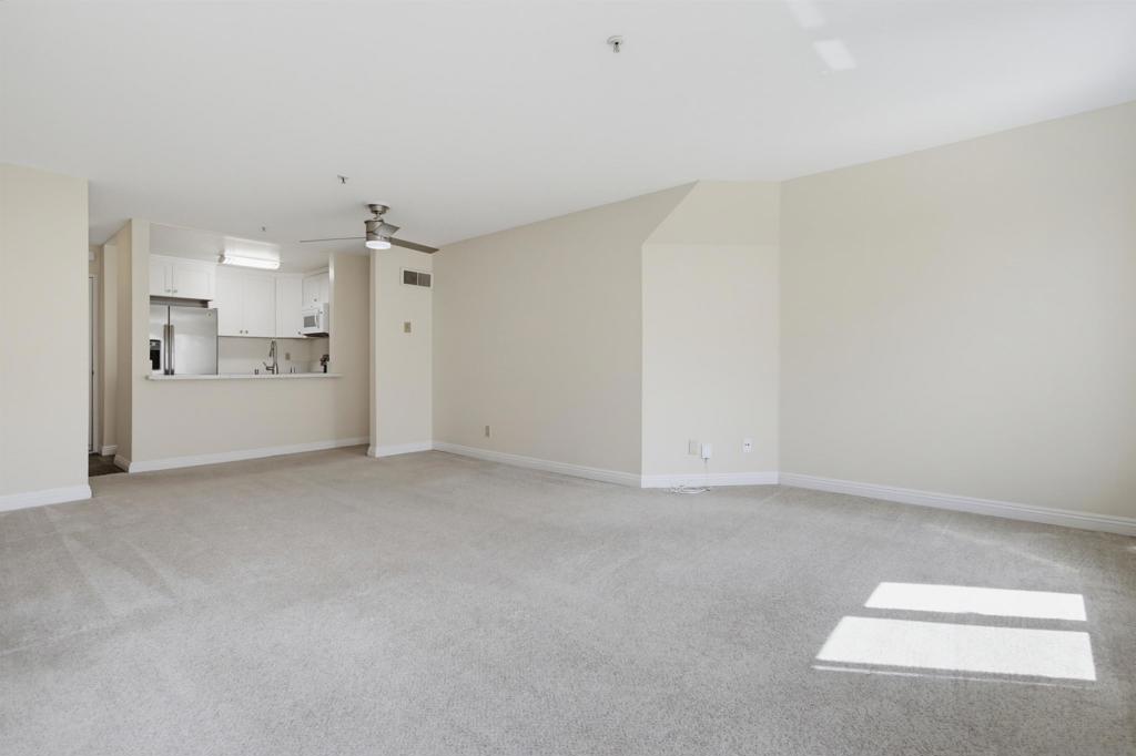 3550 Lebon Dr 6306 Property Photo 7